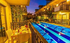 Yaşam Park Apart Hotel - Fethiye Calis Beach